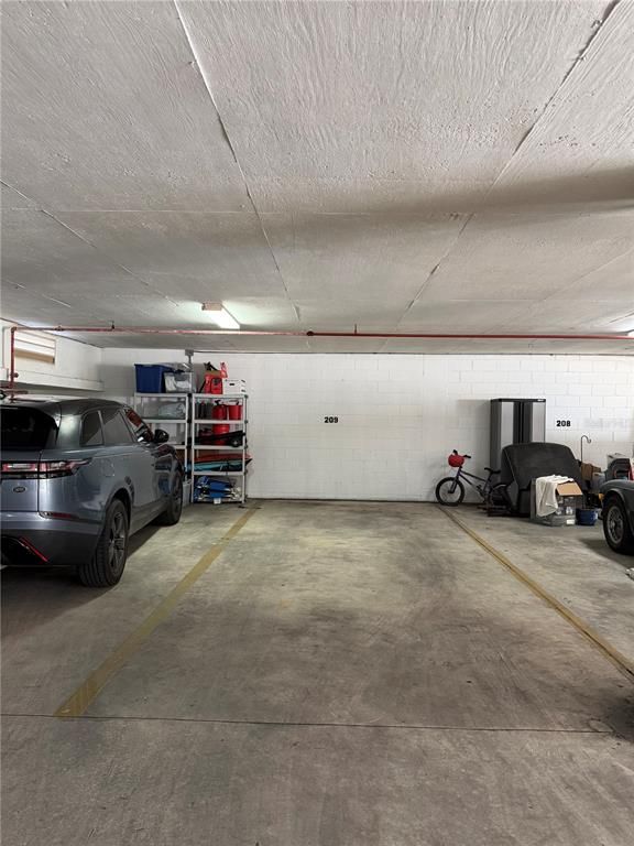 Garage, Interior