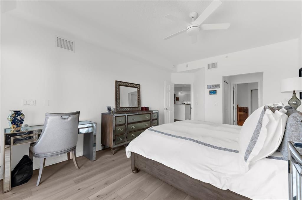 Bedroom, Home Office, Interior, Wood Texture Flooring