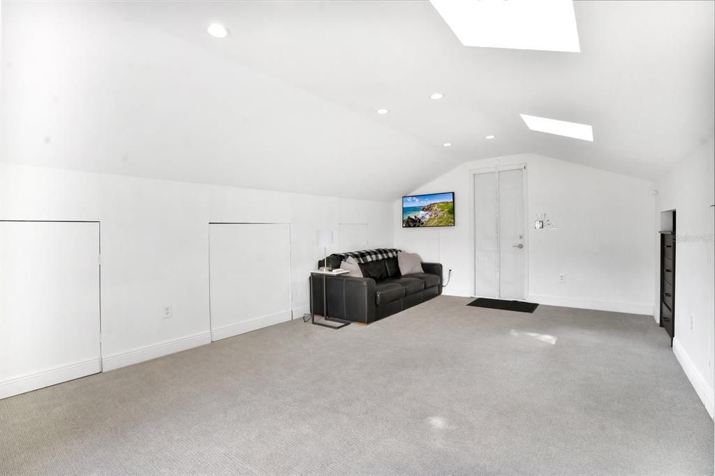 Interior, Recessed Lighting