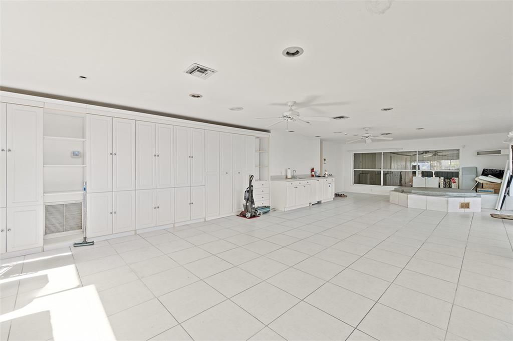 Interior, Recessed Lighting