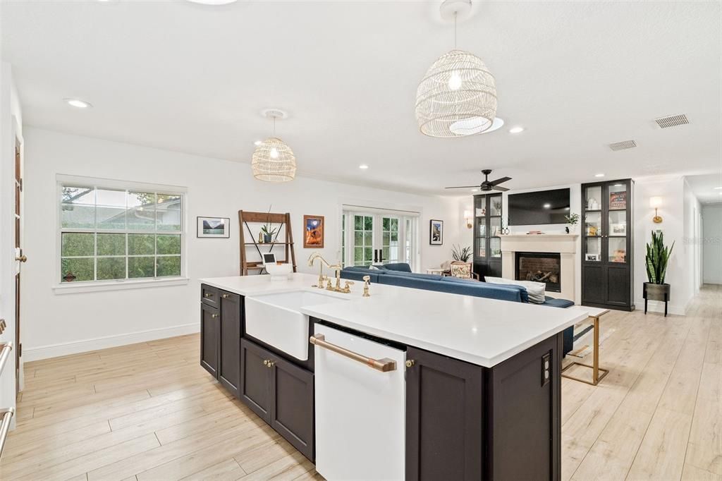 Fireplace, Interior, Kitchen, Pendant Lights, Recessed Lighting, Wood Texture Flooring