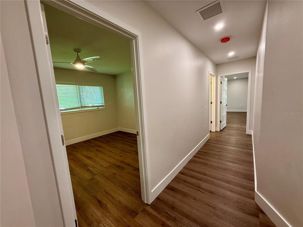 Interior, Recessed Lighting, Wood Texture Flooring