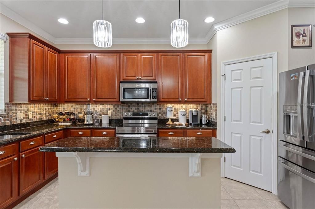 Interior, Kitchen, Pendant Lights, Recessed Lighting, Stainless Steel Appliances