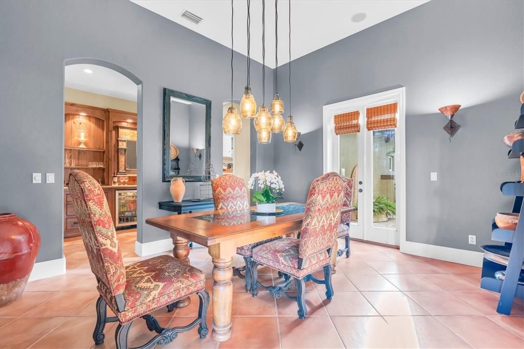 Dining room, Interior, Pendant Lights, Recessed Lighting