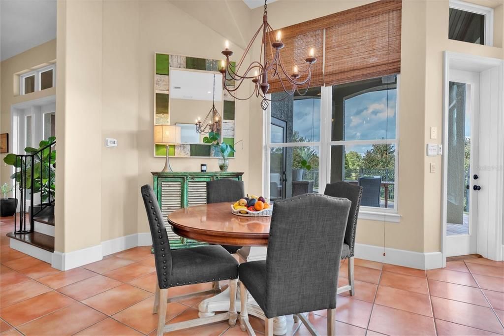 Chandelier, Dining room, Interior