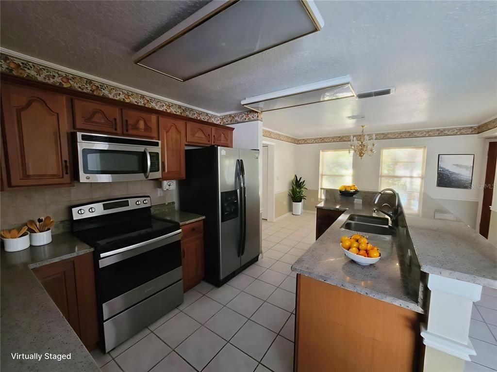 Dining room, Interior, Kitchen, Stainless Steel Appliances