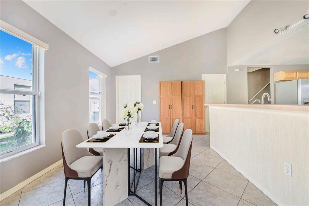 Dining room, Interior, Recessed Lighting