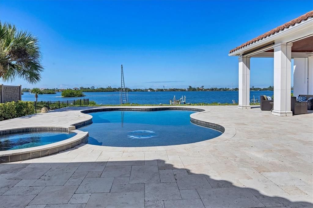 Exterior, Pool, Water