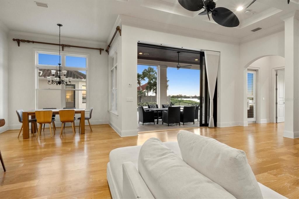 Chandelier, Dining room, Interior, Recessed Lighting, Wood Texture Flooring