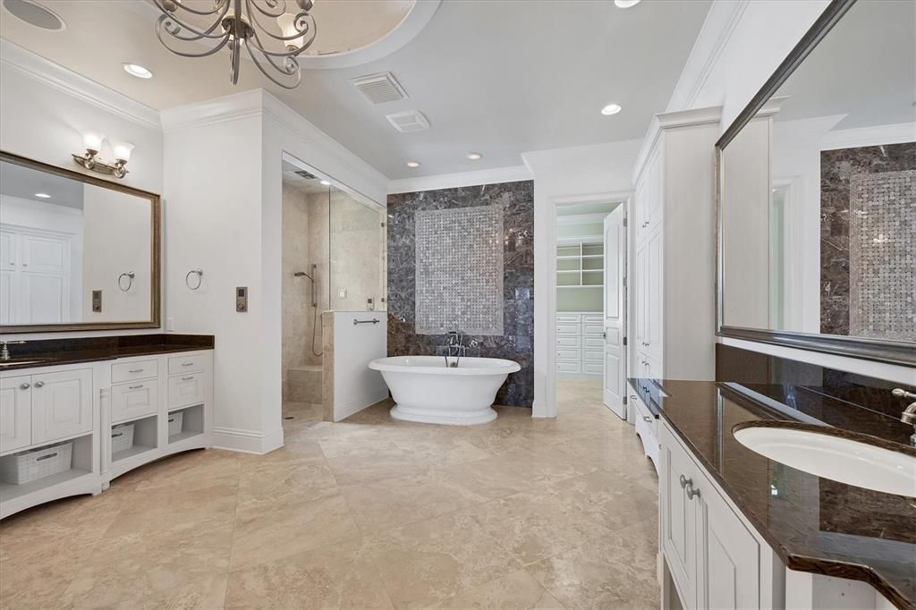 Bathroom, Dual Sink Vanities, Free Standing Baths, Interior, Recessed Lighting