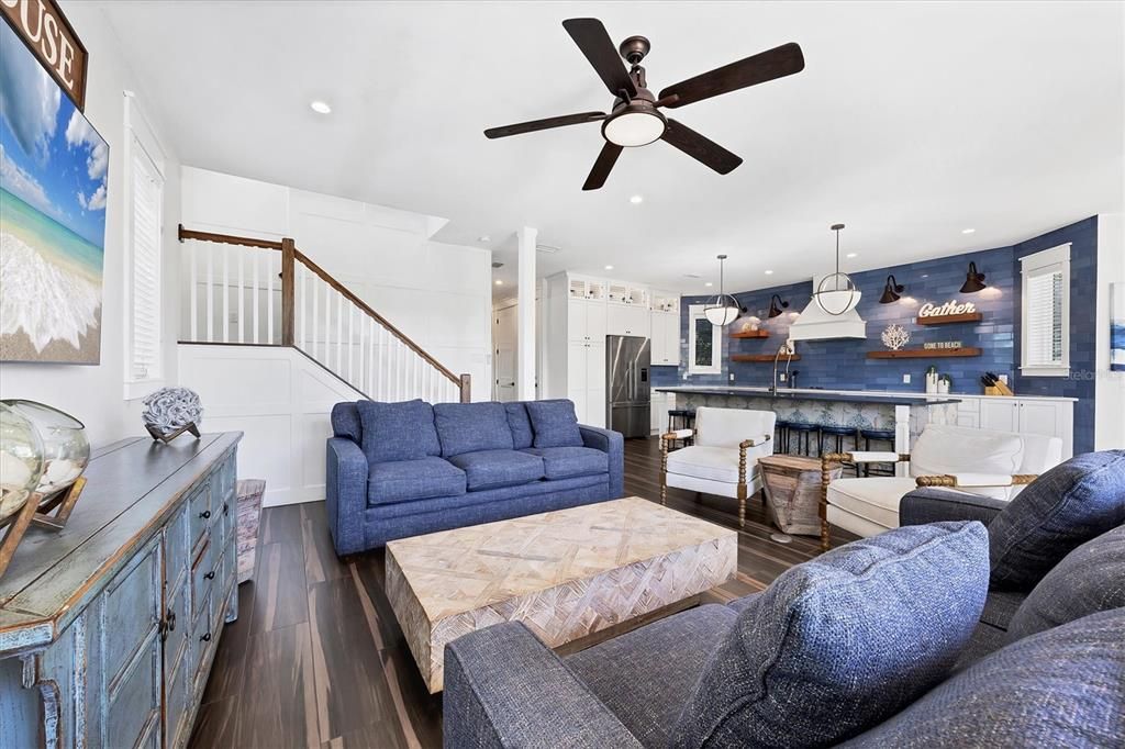 Dining room, Interior, Kitchen, Living room, Pendant Lights, Recessed Lighting, Stainless Steel Appliances, Wood Texture Flooring