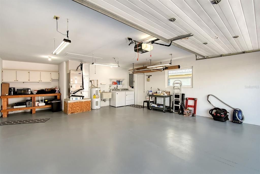 Garage, Interior, Washer