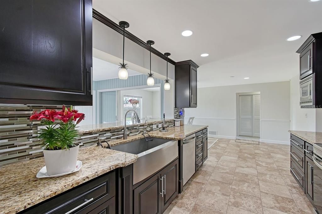Interior, Kitchen, Pendant Lights, Recessed Lighting