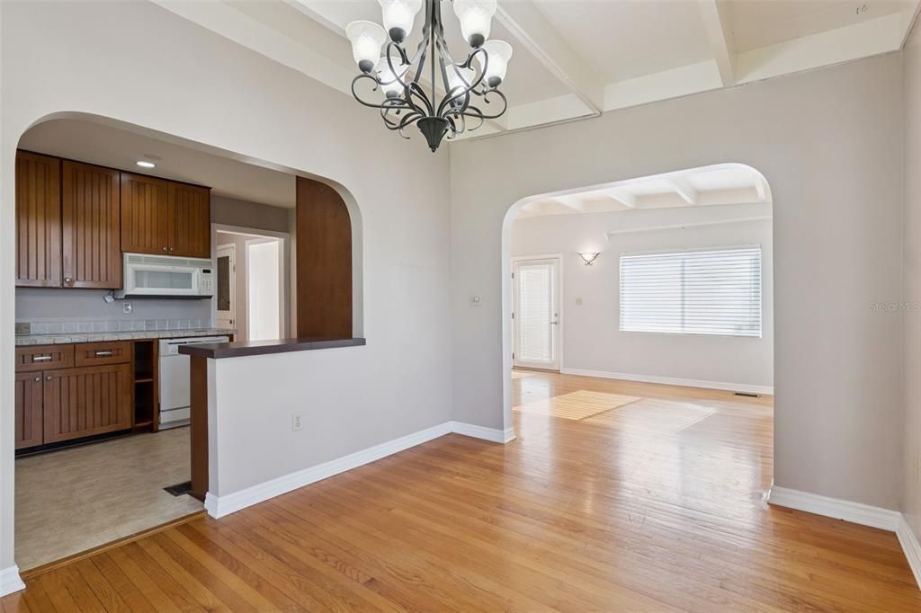 Chandelier, Interior, Kitchen, Recessed Lighting, Wood Texture Flooring
