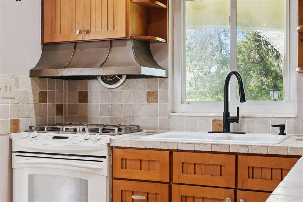 Interior, Kitchen, Tile Countertops