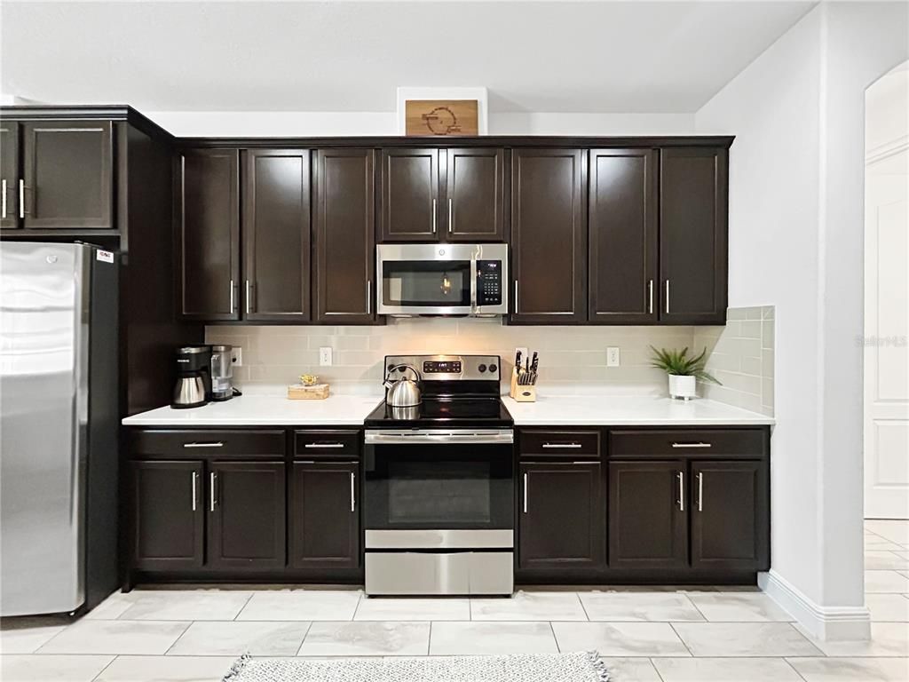 Interior, Kitchen, Marble, Stainless Steel Appliances