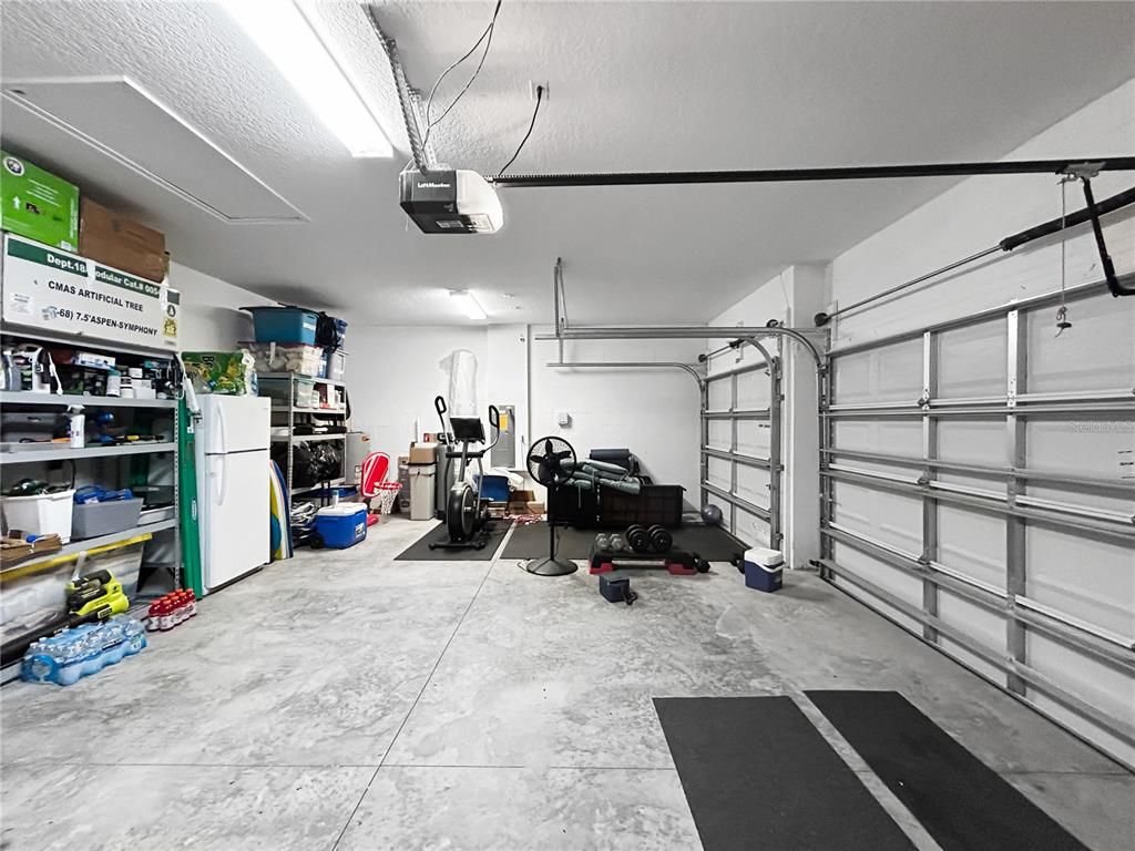 Garage, Interior