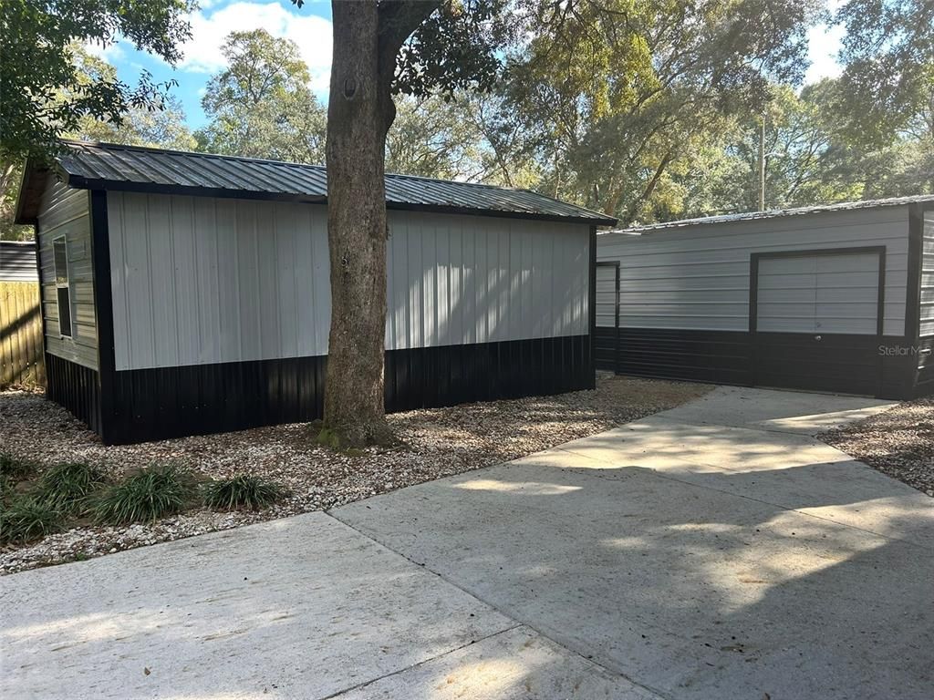 Detached Garage, Exterior