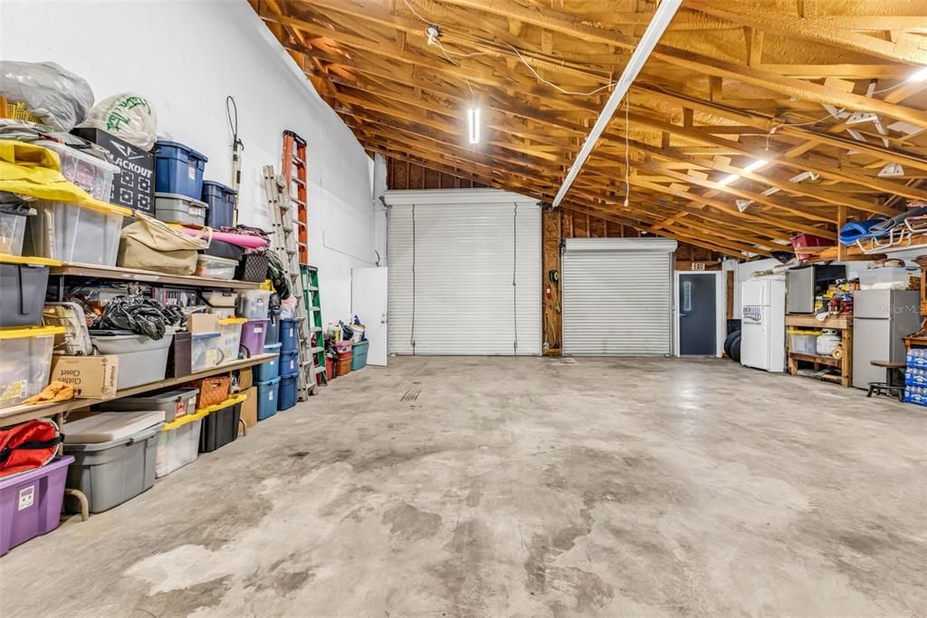 Garage, Interior, Wooden Beams, Wooden Ceilings