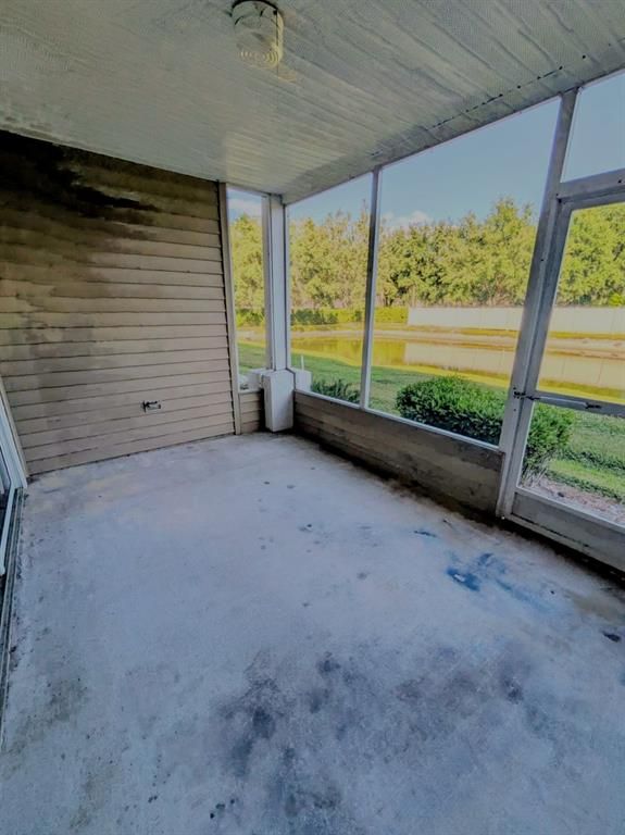 Empty room, Interior, Sun Room