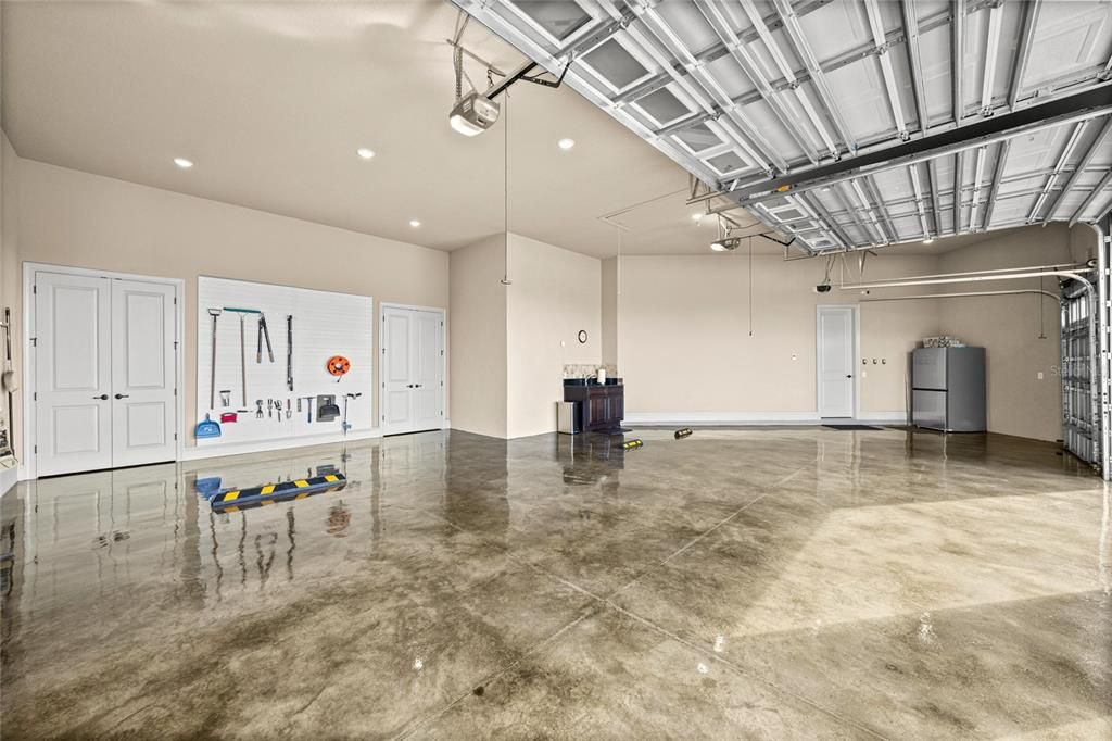 Garage, Interior, Recessed Lighting