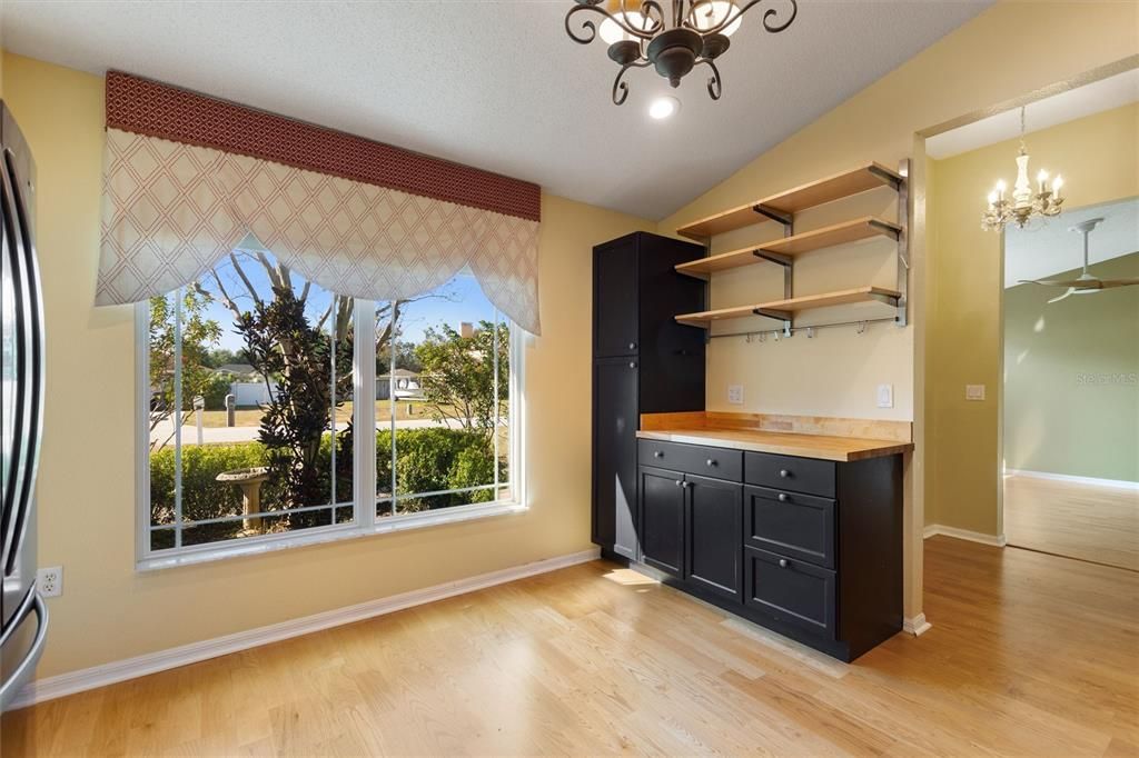 Chandelier, Interior, Wood Texture Flooring