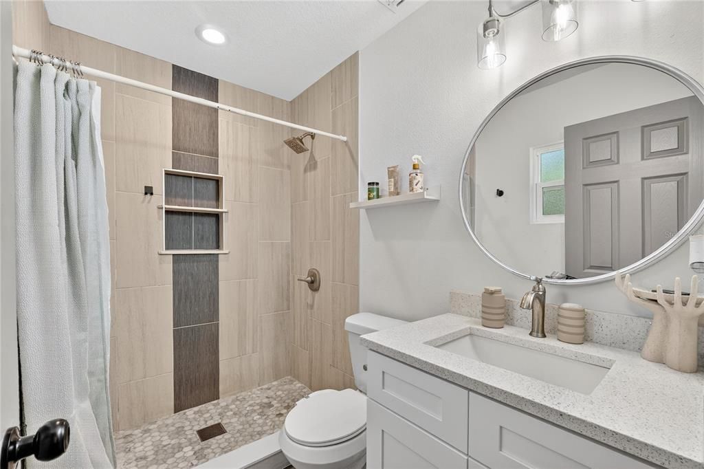 Bathroom, Interior, Recessed Lighting