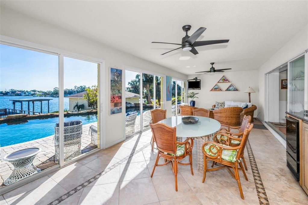 Dining room, Interior, Recessed Lighting, Water