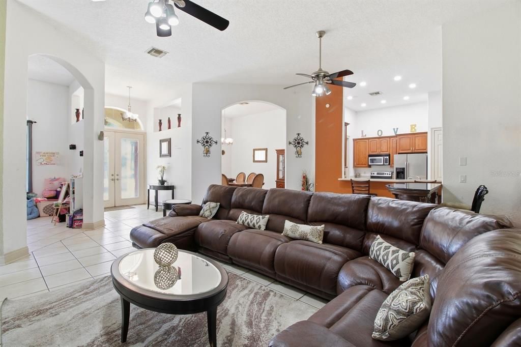 Interior, Kitchen, Living room, Pendant Lights, Recessed Lighting