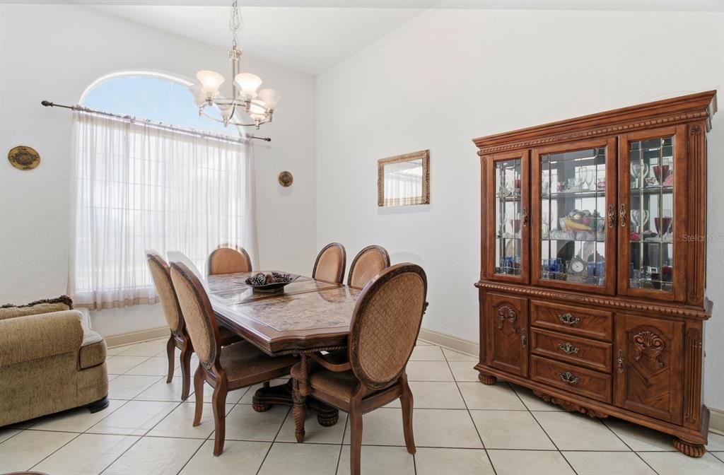 Chandelier, Dining room, Interior