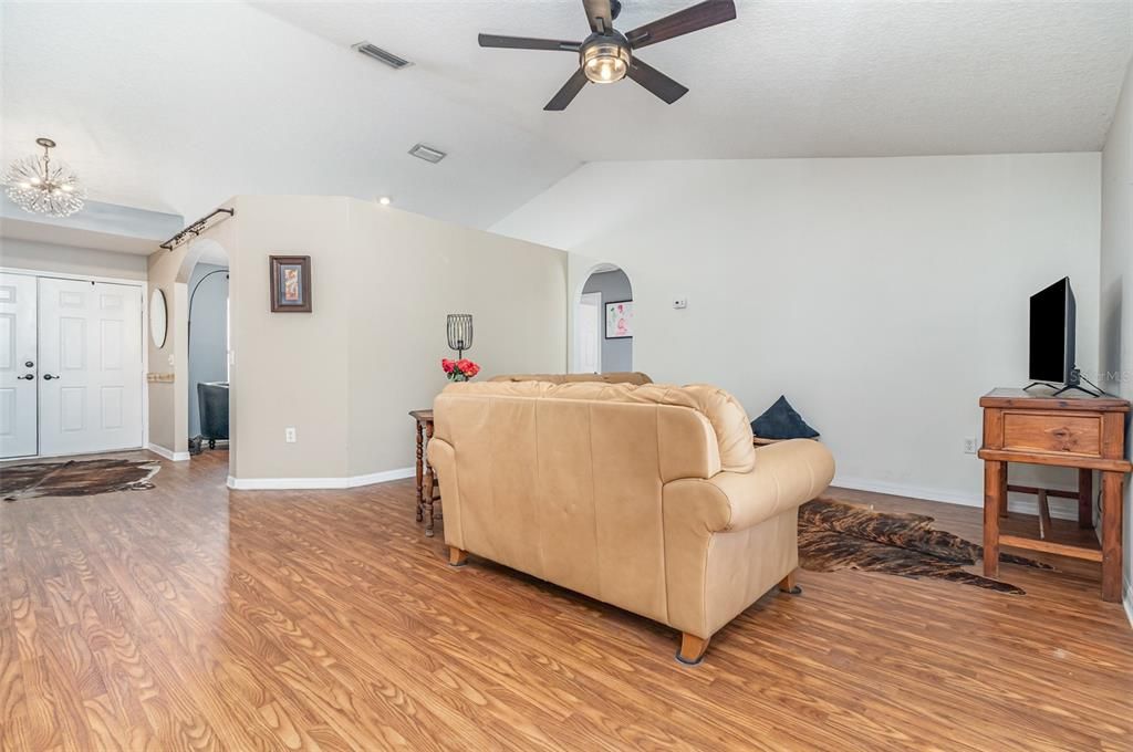 Interior, Living room, Recessed Lighting, Wood Texture Flooring