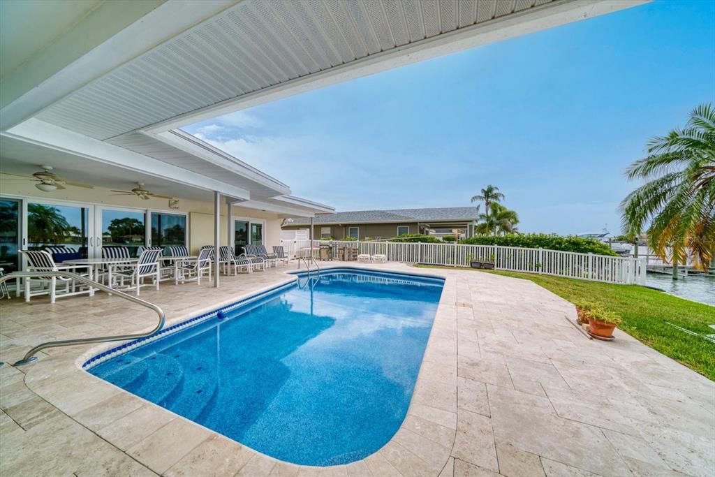 Exterior, Pool, Water