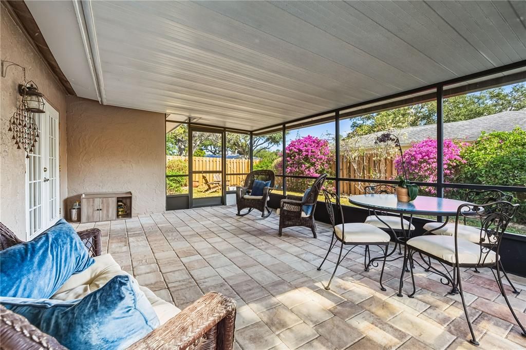 Dining room, Interior, Sun Room