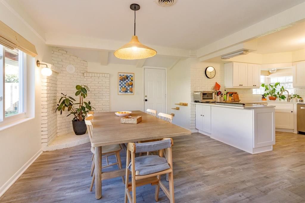 Dining room, Interior, Kitchen, Pendant Lights, Stone Walls, Wood Texture Flooring