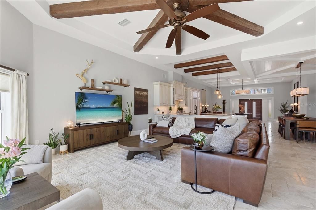 Dining room, Interior, Living room, Pendant Lights, Recessed Lighting, Wooden Beams
