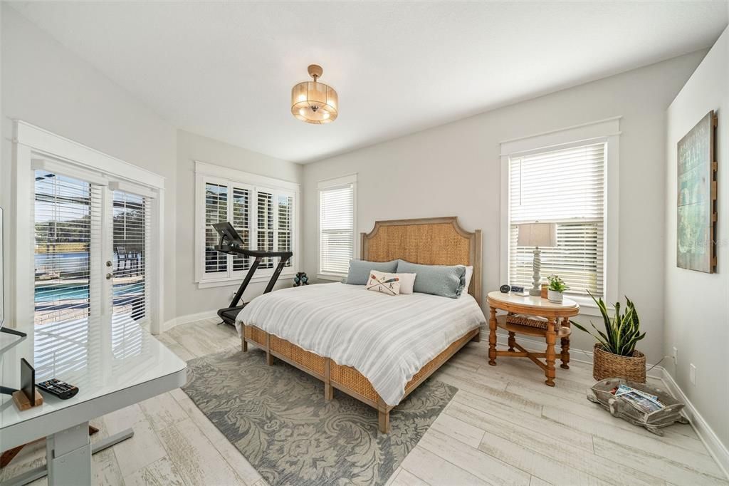 Bedroom, Fitness Equipment, Interior, Wood Texture Flooring