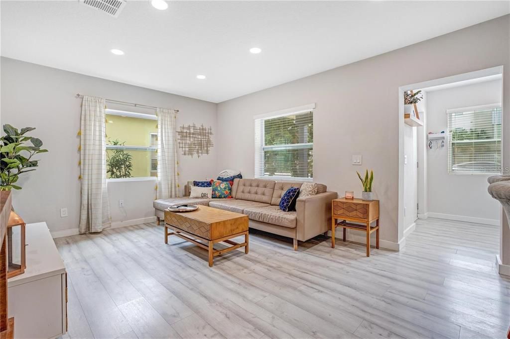 Interior, Living room, Recessed Lighting, Wood Texture Flooring