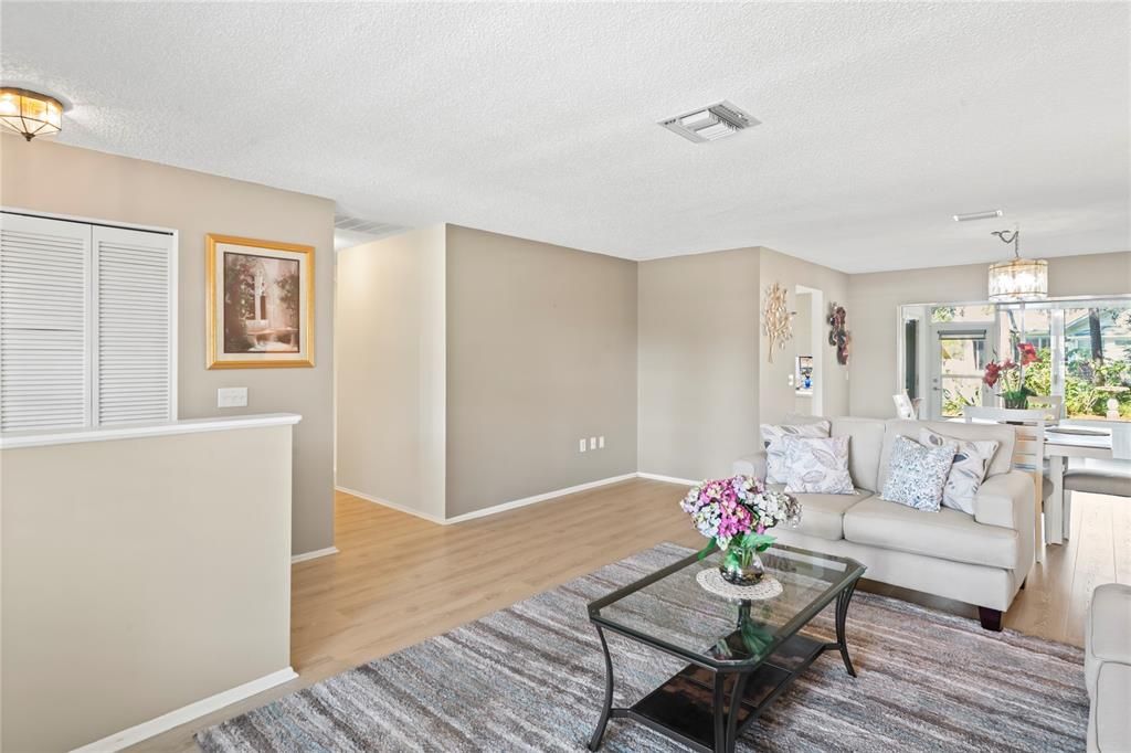 Chandelier, Dining room, Interior, Living room, Wood Texture Flooring