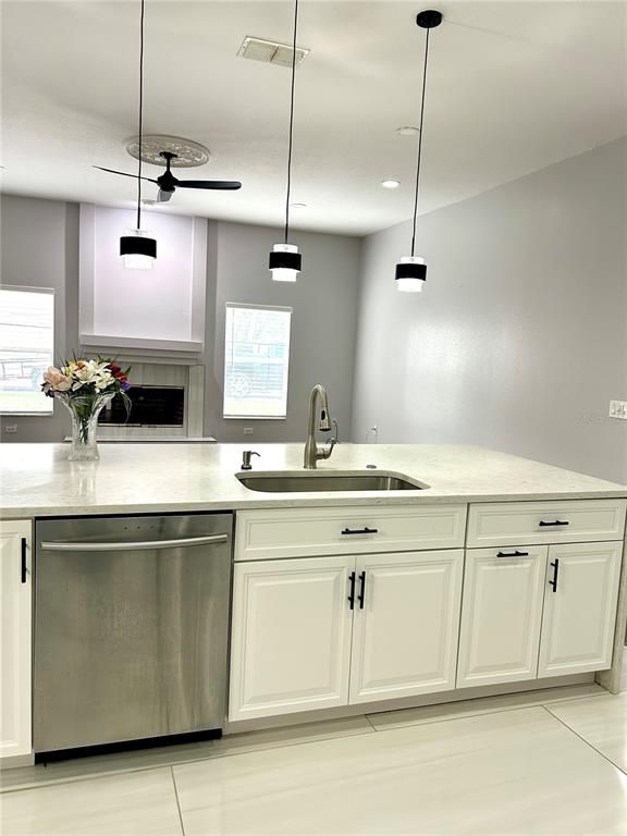 Fireplace, Interior, Kitchen, Pendant Lights, Recessed Lighting