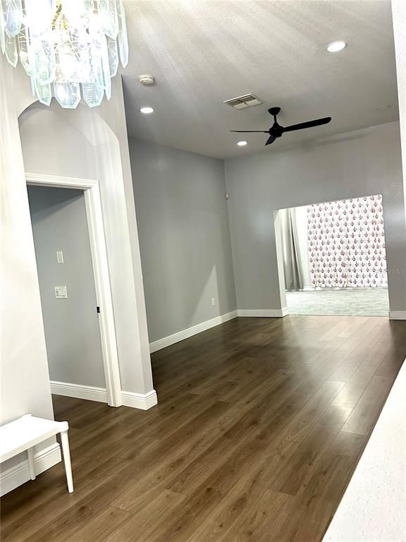 Empty room, Interior, Recessed Lighting, Wood Texture Flooring