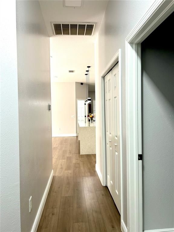 Interior, Pendant Lights, Wood Texture Flooring