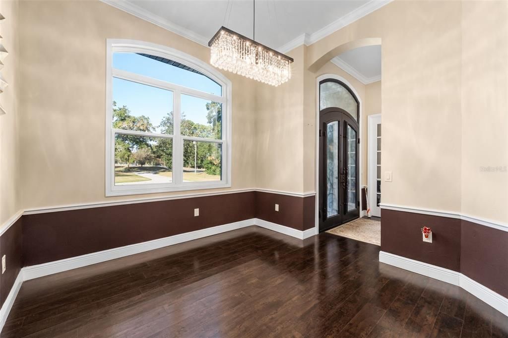 Chandelier, Empty room, Interior, Wood Texture Flooring