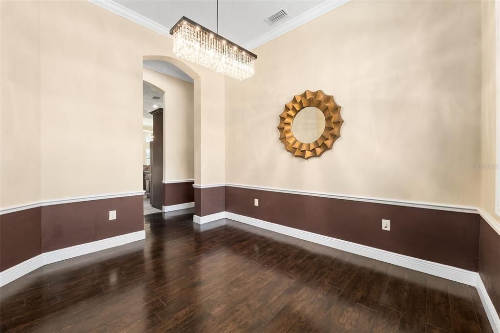 Chandelier, Empty room, Interior, Wood Texture Flooring