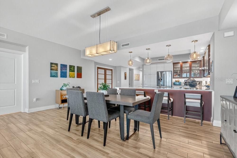 Dining room, Interior, Kitchen, Pendant Lights, Stainless Steel Appliances, Wood Texture Flooring