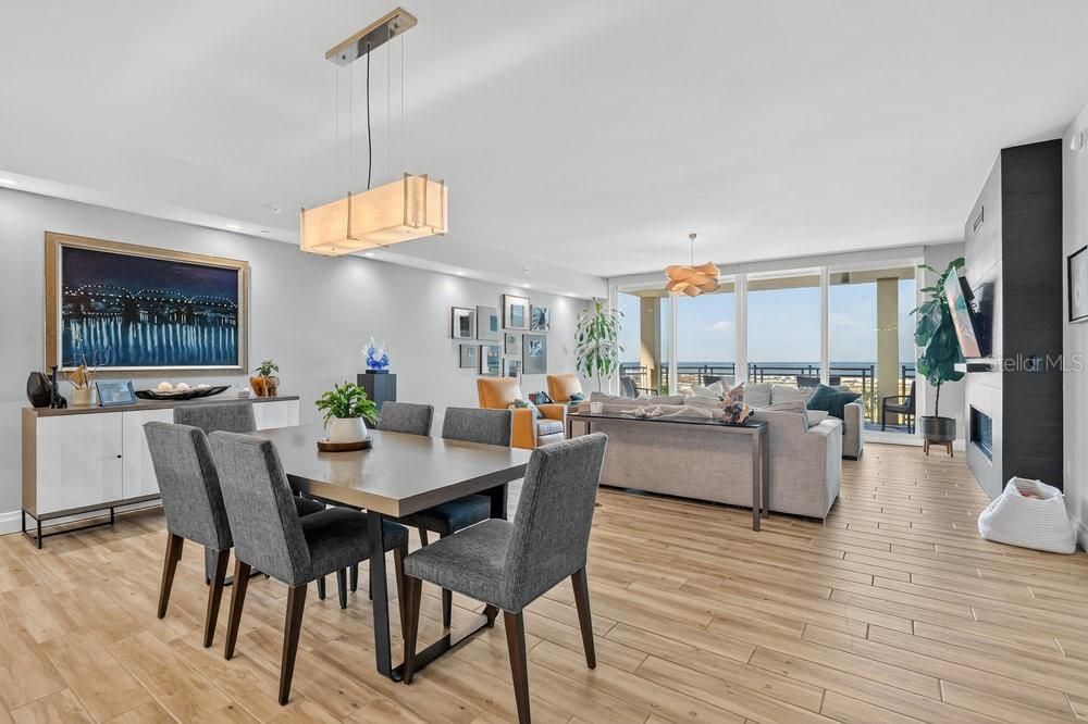 Dining room, Interior, Living room, Pendant Lights, Recessed Lighting, Water, Wood Texture Flooring