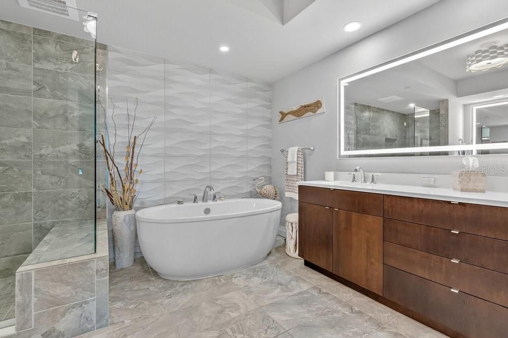 Bathroom, Dual Sink Vanities, Free Standing Baths, Glass Shower, Interior, Recessed Lighting