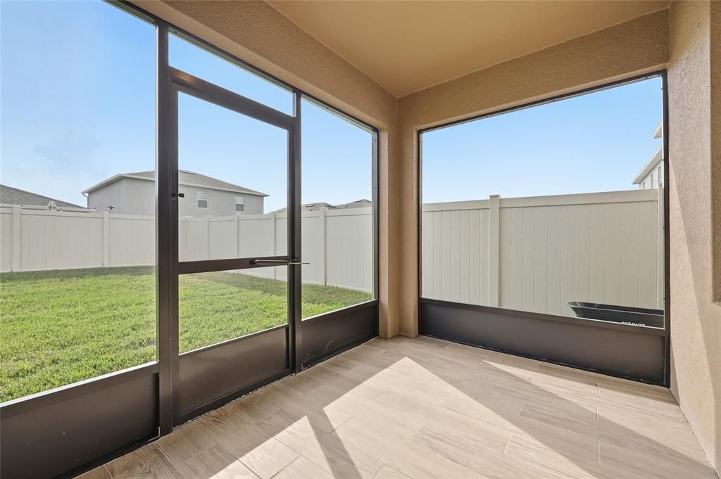 Interior, Sun Room, Wood Texture Flooring