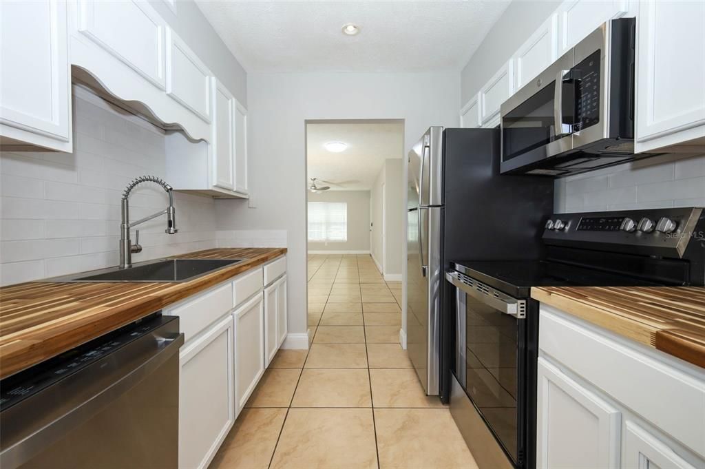 Interior, Kitchen, Recessed Lighting