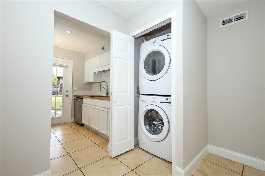 Interior, Recessed Lighting, Utility Closets, Washer