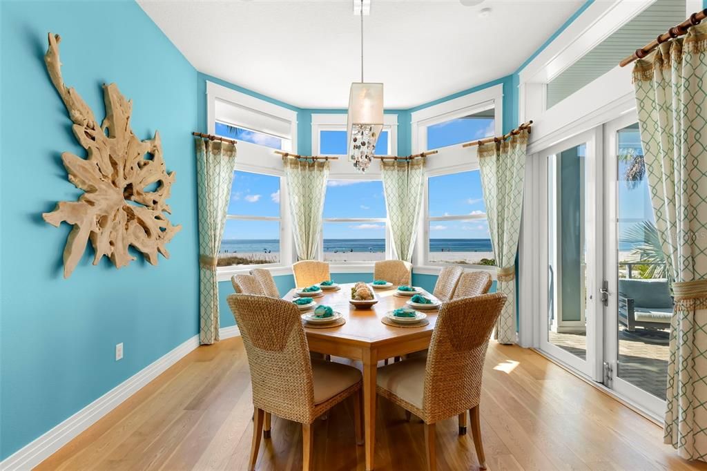 Dining room, Interior, Pendant Lights, Water, Wood Texture Flooring